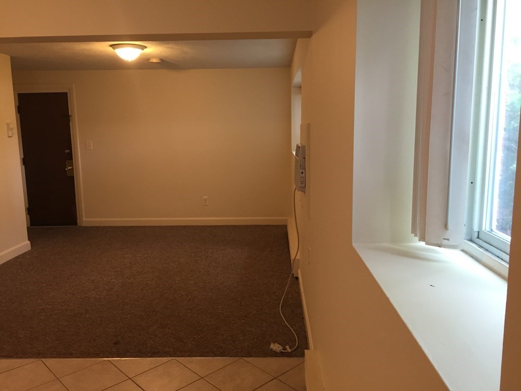 133 Winthrop Street, Unit 1 Framingham, MA 01702 - Photo 2 of 8