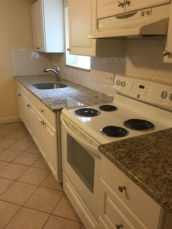 133 Winthrop Street, Unit 1 Framingham, MA 01702 - Photo 5 of 8