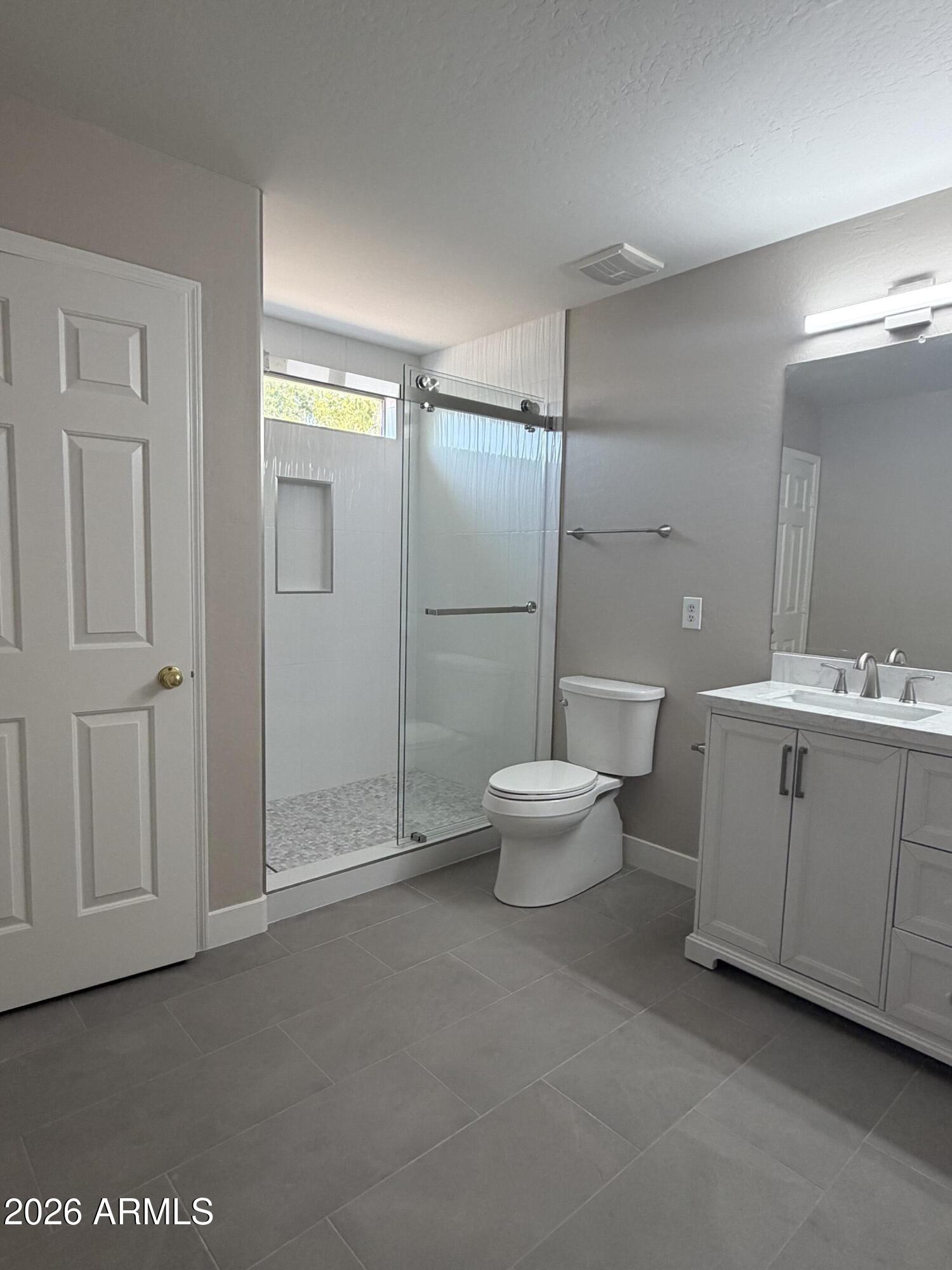 17737 West Hearn Road Surprise, AZ 85388 - Photo 5 of 12