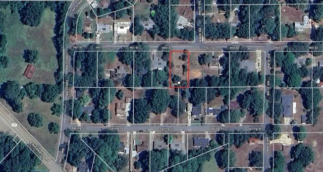 a view of entryway and hall