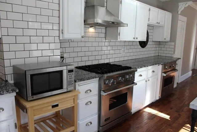 $4,000 | 226 California Street, Unit 1, Newton, MA 02458