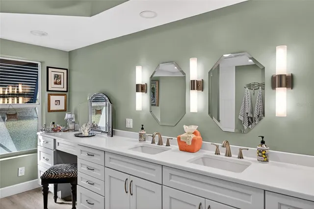 $1,350,000 | 10110 Creekside Drive, Placida, FL 33946