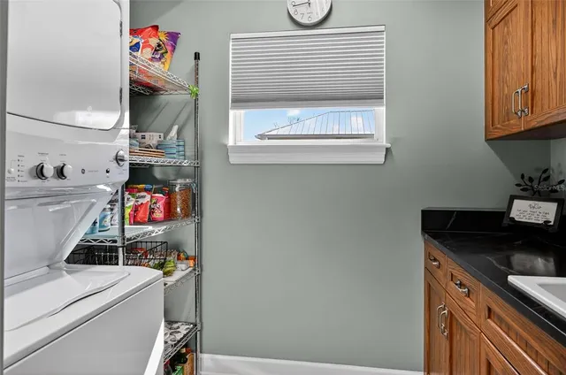 $1,350,000 | 10110 Creekside Drive, Placida, FL 33946