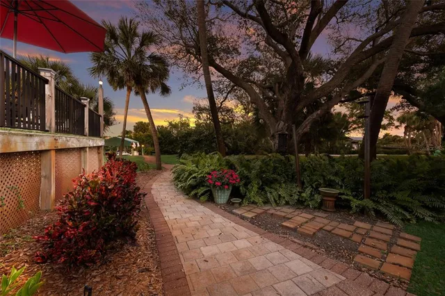 $1,350,000 | 10110 Creekside Drive, Placida, FL 33946