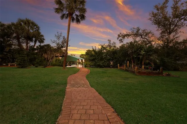 $1,350,000 | 10110 Creekside Drive, Placida, FL 33946