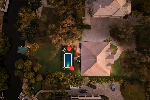 $1,350,000 | 10110 Creekside Drive, Placida, FL 33946