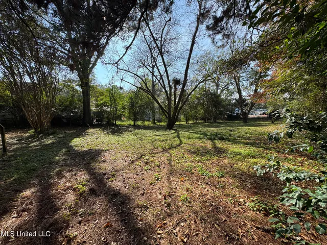 $93,600 | 409 North Jackson Street, Crystal Springs, MS 39059