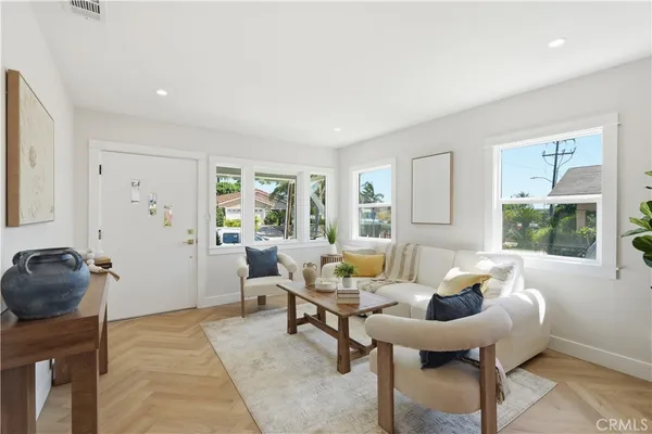 $999,999 | 101 South Melrose Street, Placentia, CA 92870