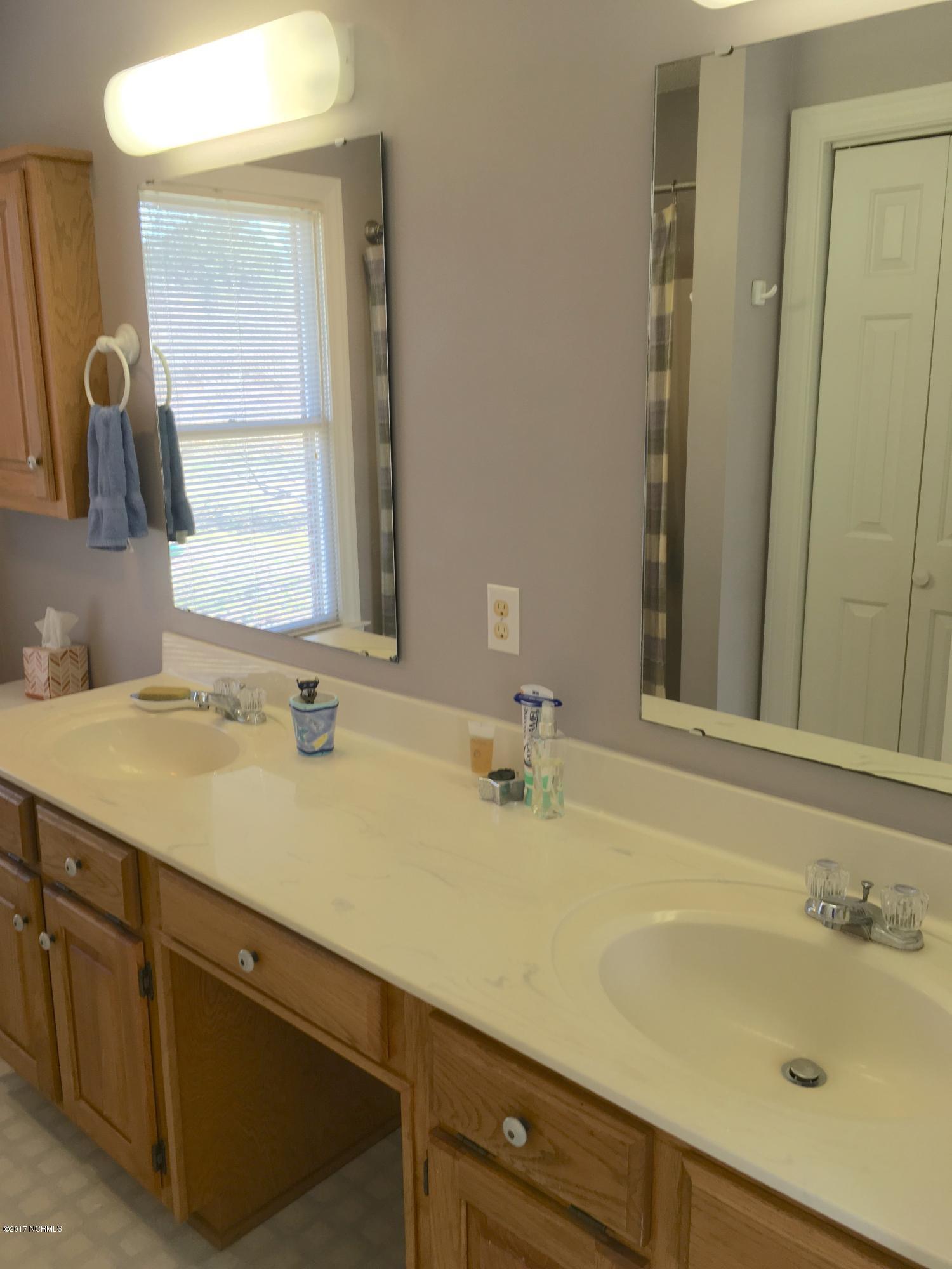 1174 Poore Farm Road Chocowinity, NC 27817 - Photo 29 of 67 Double vanity