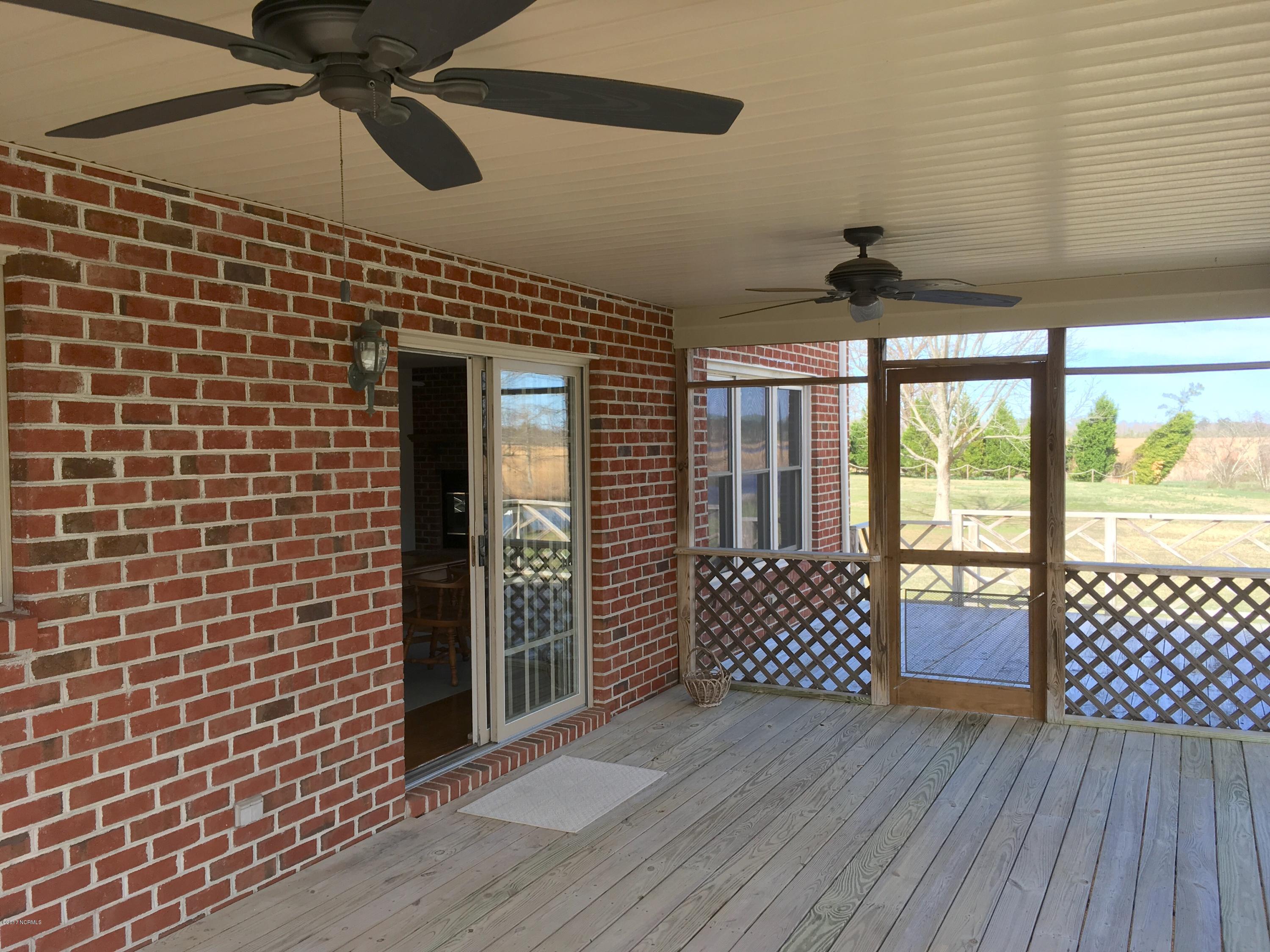 1174 Poore Farm Road Chocowinity, NC 27817 - Photo 45 of 67 20170302_191258658_iOS