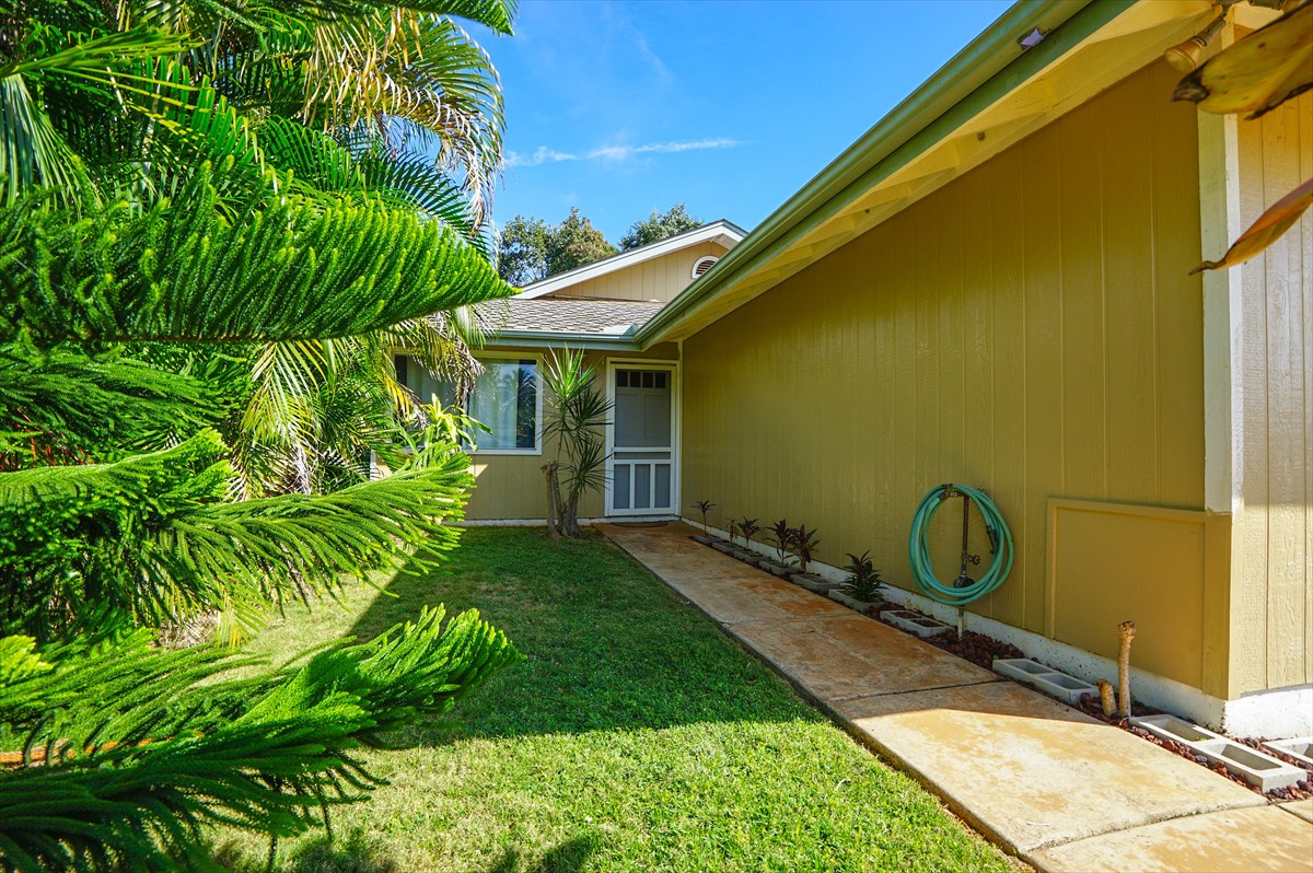 4881 Ohu Road Kapaa, HI 96746 - Photo 2 of 18