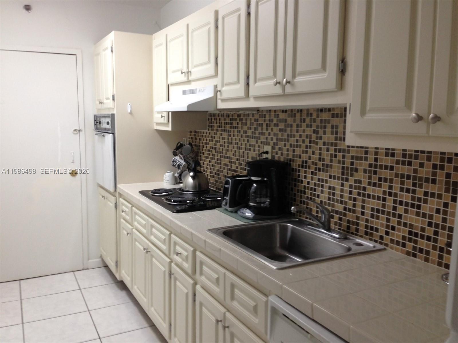 100 Lincoln Road, Unit 336 Miami Beach, FL 33139 - Photo 4 of 11