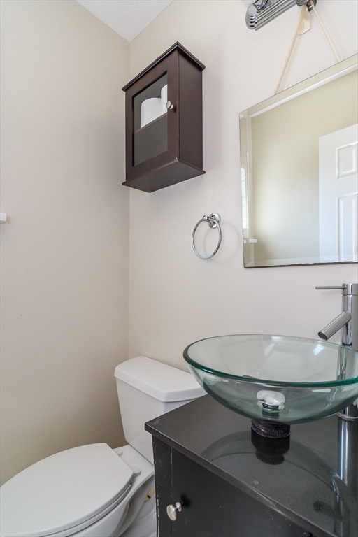 220 Kent Street, Unit 220 Brookline, MA 02446 - Photo 8 of 21