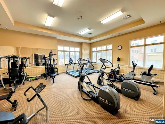 $2,950 | 3205 Windsor Park Court, Englewood, NJ 07631