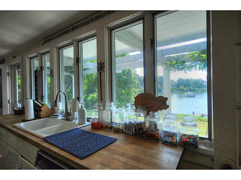 10 Schumann Road Westerly, RI 02891 - Photo 13 of 17 Kitchen.
