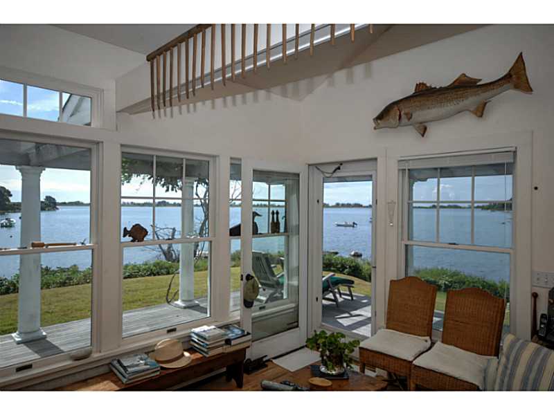 10 Schumann Road Westerly, RI 02891 - Photo 6 of 17 Den/Family/Great Room.