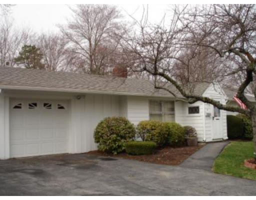 16 McAuliffe Road Randolph, MA 02368 - Photo 2 of 20 Gallery Image 2