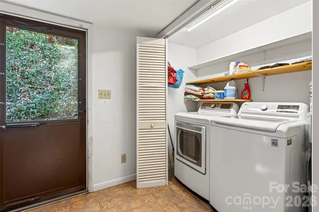 $1,369,000 | 959 Highway 9, Black Mountain, NC 28711