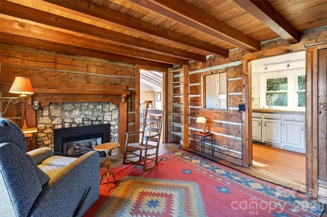 $1,369,000 | 959 Highway 9, Black Mountain, NC 28711