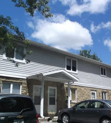 $1,100 | 314 West Kenwood Drive, Bloomington, IN 47404