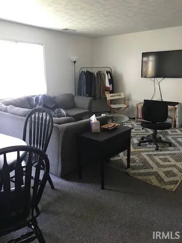 $1,100 | 314 West Kenwood Drive, Bloomington, IN 47404