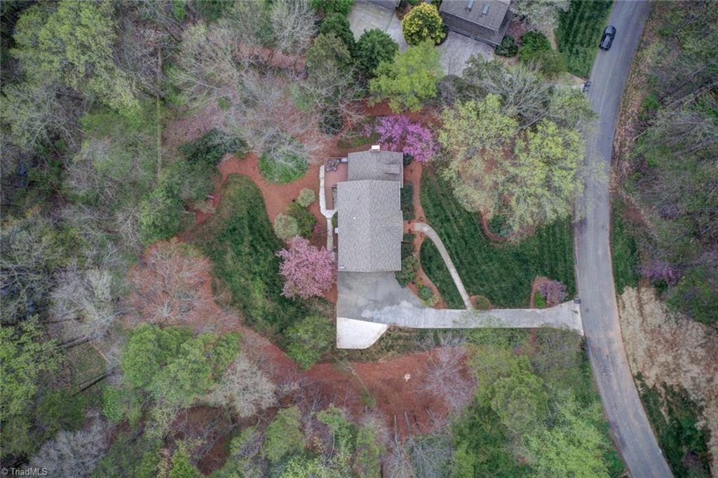 5004 Millstaff Drive Oak Ridge, NC 27310 - Photo 3 of 30