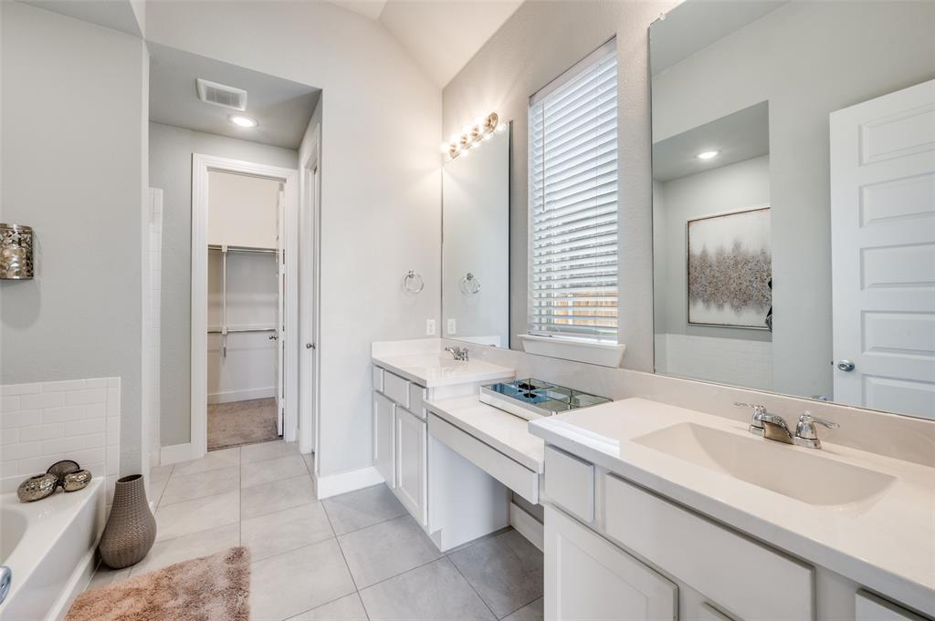 1417 Percheron Road Aubrey, TX 76227 - Photo 15 of 26