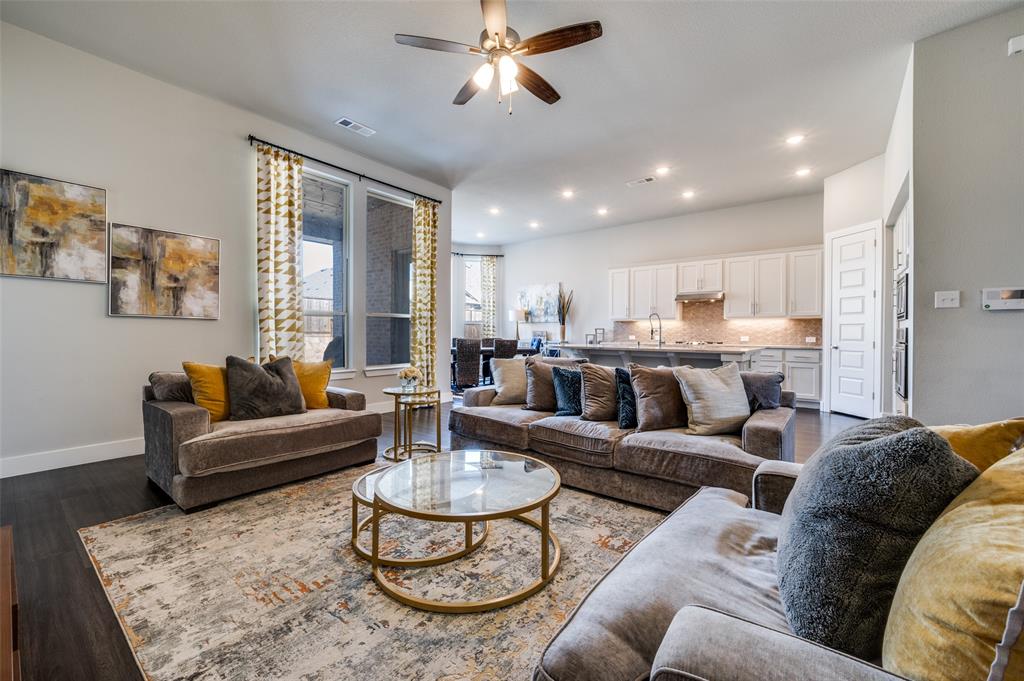 1417 Percheron Road Aubrey, TX 76227 - Photo 7 of 26