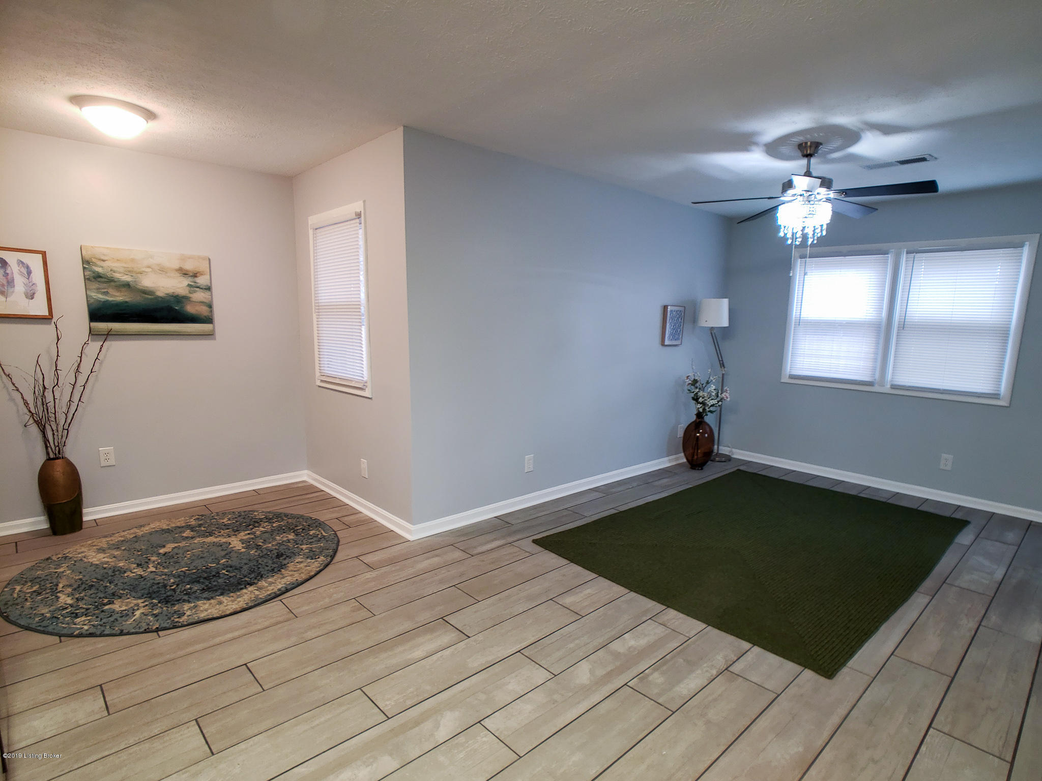 6817 Barfield Road Louisville, KY 40258 - Photo 24 of 32 20191126_123455