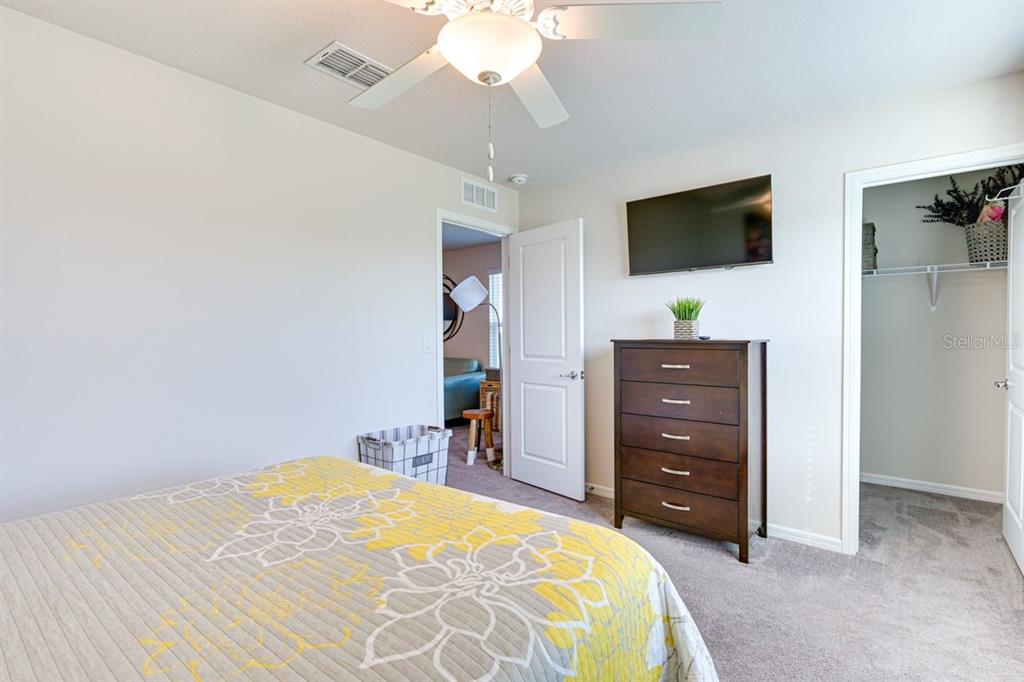 5443 Elmview Crossing Wesley Chapel, FL 33545 - Photo 22 of 41