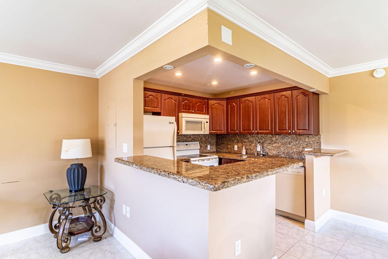 371 Monaco Way Delray Beach, FL 33446 - Photo 3 of 24 kitchen