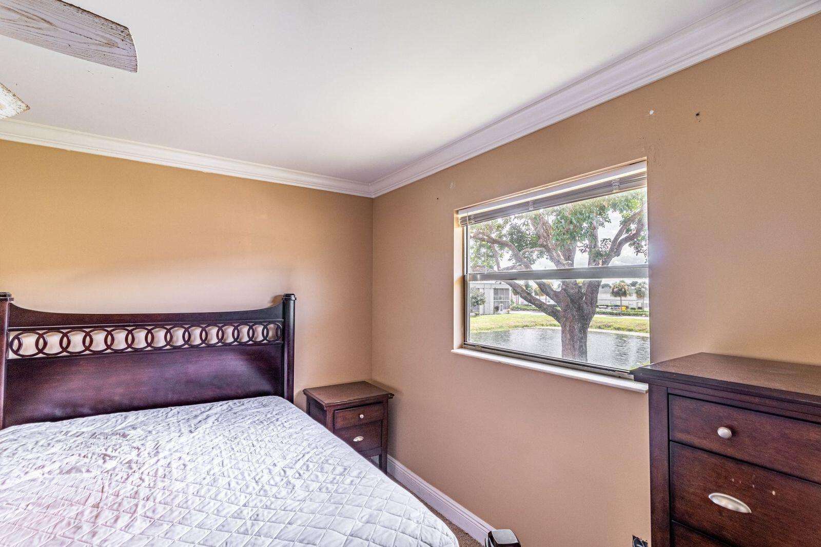 371 Monaco Way Delray Beach, FL 33446 - Photo 10 of 24 berdroom