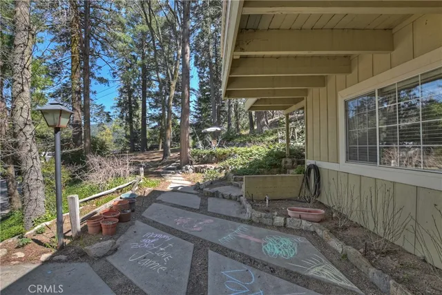 $469,000 | 1212 Jungfrau Drive, Crestline, CA 92325