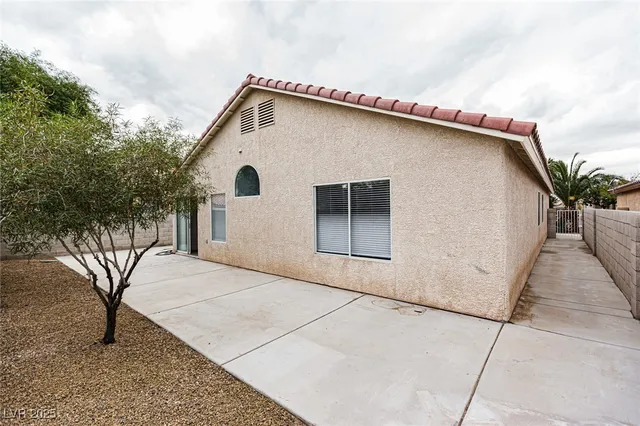 $2,445 | 9378 Spellman Court, Las Vegas, NV 89123