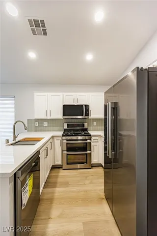$2,445 | 9378 Spellman Court, Las Vegas, NV 89123