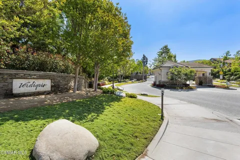 $1,299,000 | 3098 Espana Lane, Thousand Oaks, CA 91362