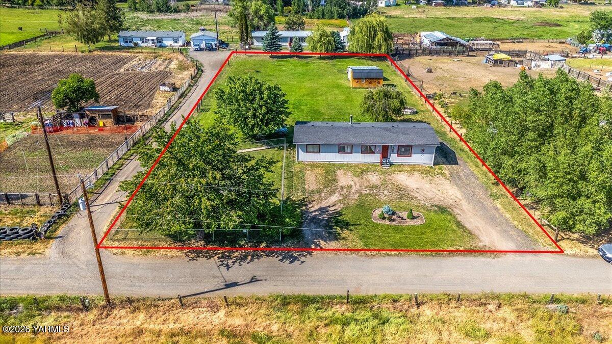 12401 Meadowbrook Road Yakima, WA 98903 - Photo 1 of 20 01 Aerial View Front - Lot Lines