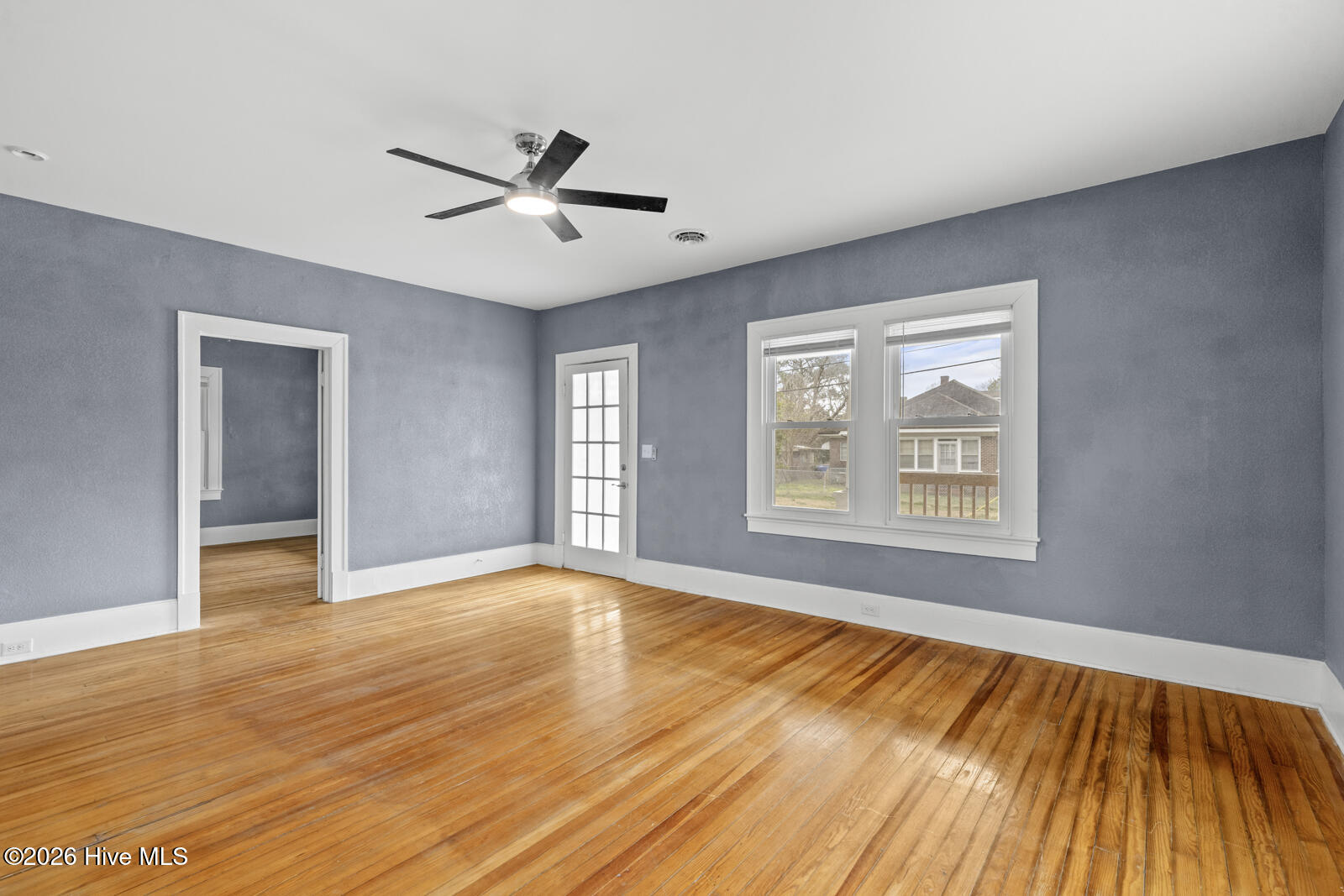 607 Harding Avenue Kinston, NC 28501 - Photo 5 of 31 harding-7