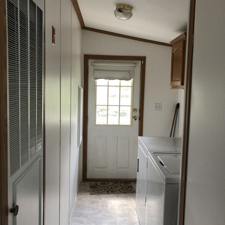 12 Mohawk Road Holbrook, MA 02343 - Photo 5 of 10