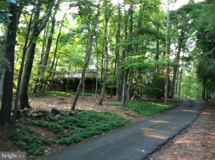 8808 Brook Road McLean, VA 22102 - Photo 2 of 29 Exterior (General)