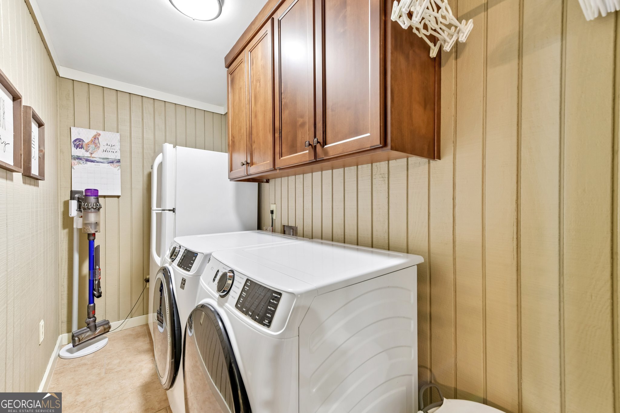 2630 Cold Springs Road Greensboro, GA 30642 - Photo 17 of 28 a utility room with dryer and washer