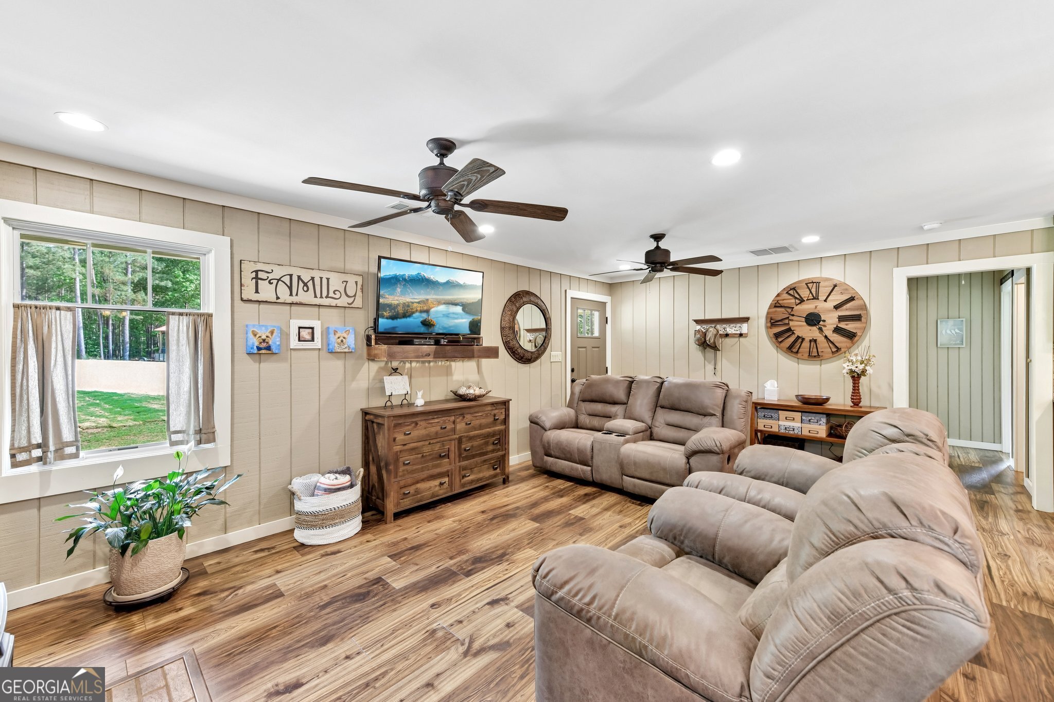 2630 Cold Springs Road Greensboro, GA 30642 - Photo 9 of 28 a living room with furniture and a large window