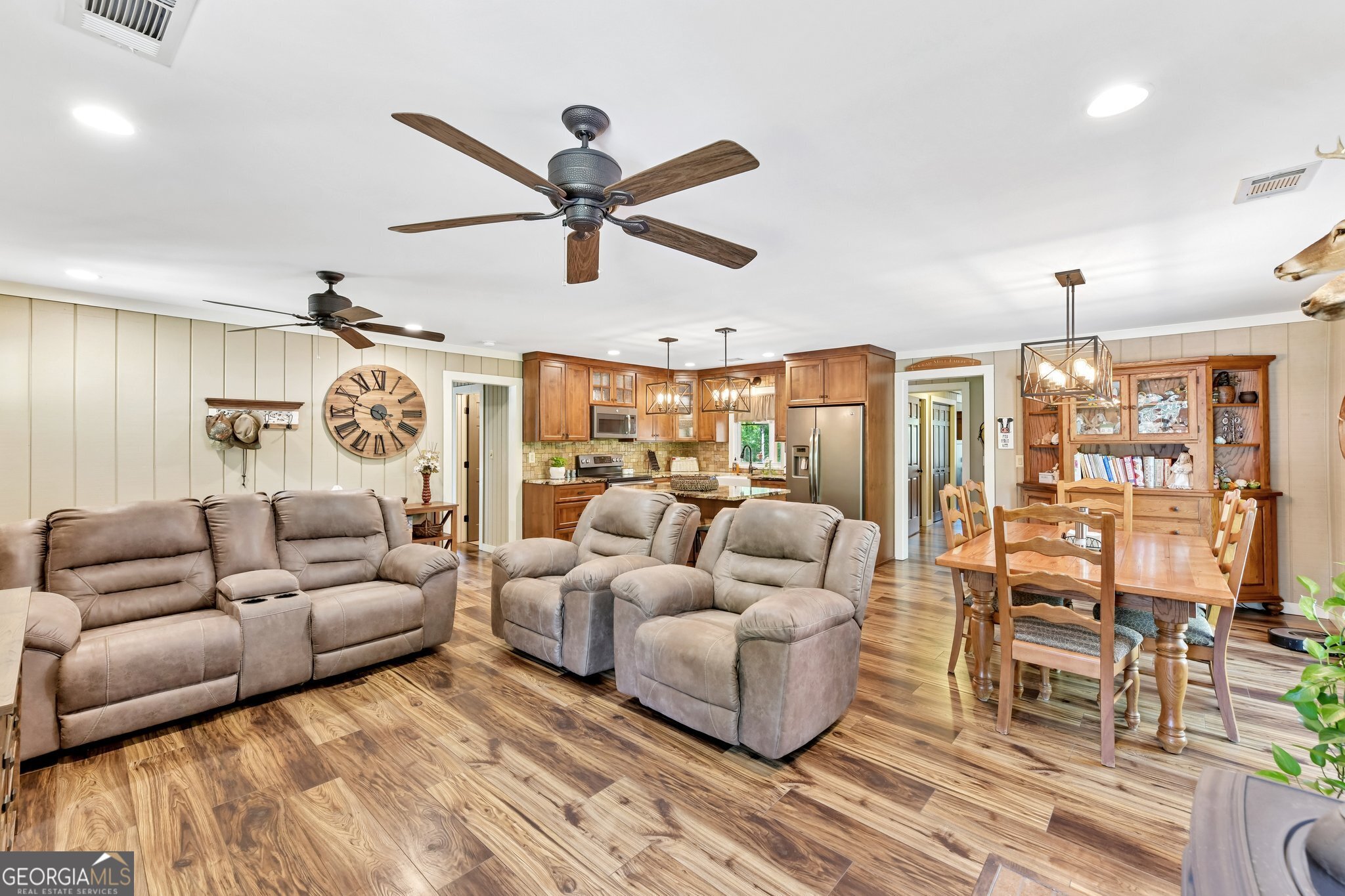 2630 Cold Springs Road Greensboro, GA 30642 - Photo 10 of 28 a living room with furniture and a large window