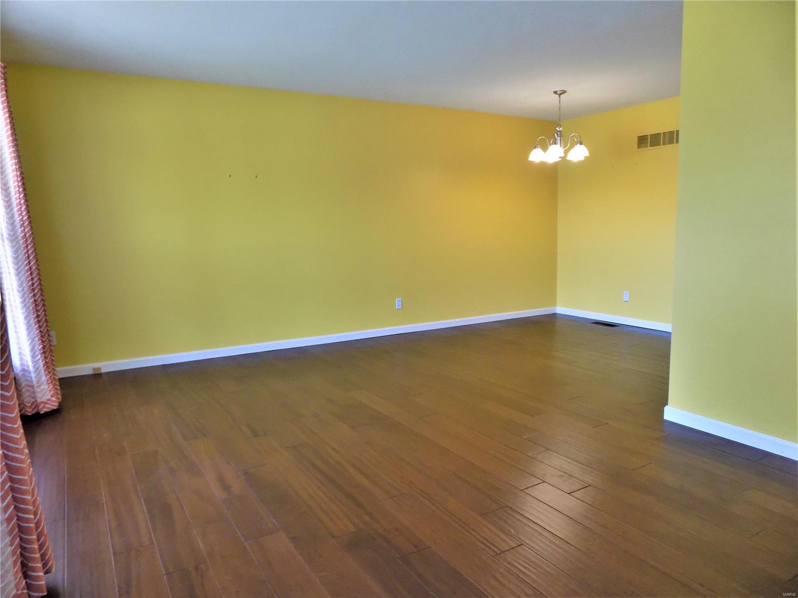 4419 Weber Road St. Louis, MO 63123 - Photo 6 of 31