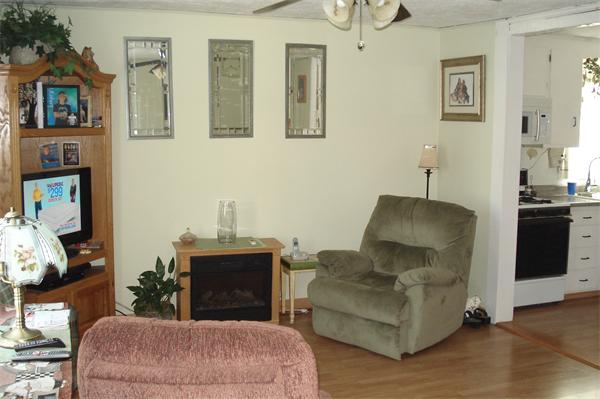85 Appleton Street Saugus, MA 01906 - Photo 16 of 22 Gallery Image 16