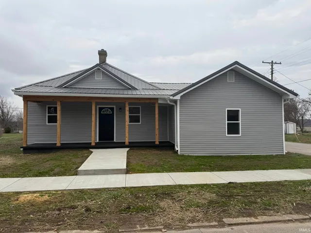 $179,900 | 825 Illinois Street, Bicknell, IN 47512