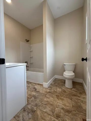 $179,900 | 825 Illinois Street, Bicknell, IN 47512