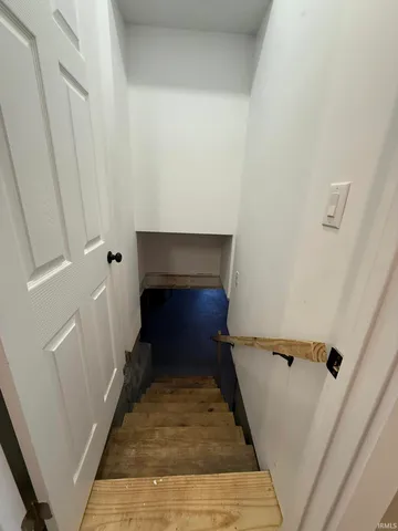 $179,900 | 825 Illinois Street, Bicknell, IN 47512