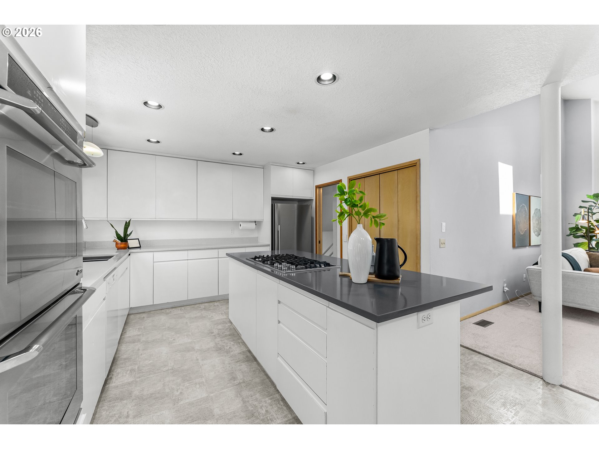 8500 Southwest 184th Loop Beaverton, OR 97007 - Photo 12 of 46 Kitchen