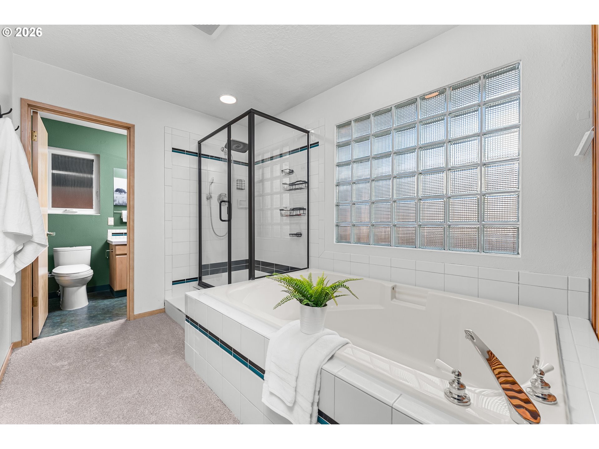 8500 Southwest 184th Loop Beaverton, OR 97007 - Photo 32 of 46 Owner's Suite Bathroom